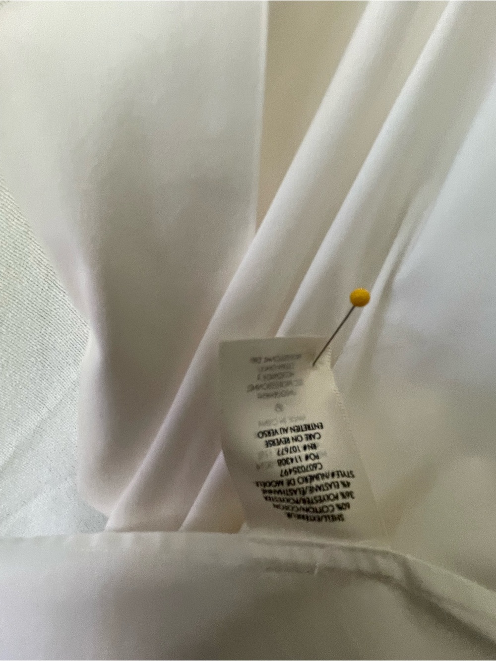 Alice and Olivia white button down blouse short sleeve perfect condition M - Picture 6 of 10
